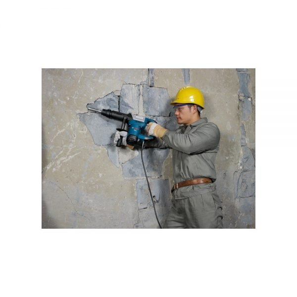 פטיש חציבה בוש BOSCH GSH5 עיצוב קומפקטי המאפשר עבודה נוחה במקומות עם גישה בעייתית