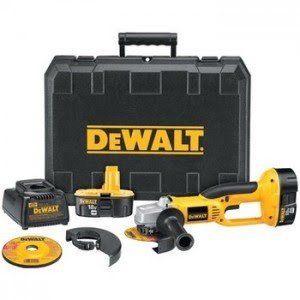 מארז משחזת זווית נטענת מקצועית של חברת DeWalt דגם DC410KA מארז משחזת זווית נטענת מקצועית של חברת DeWalt דגם DC410KA