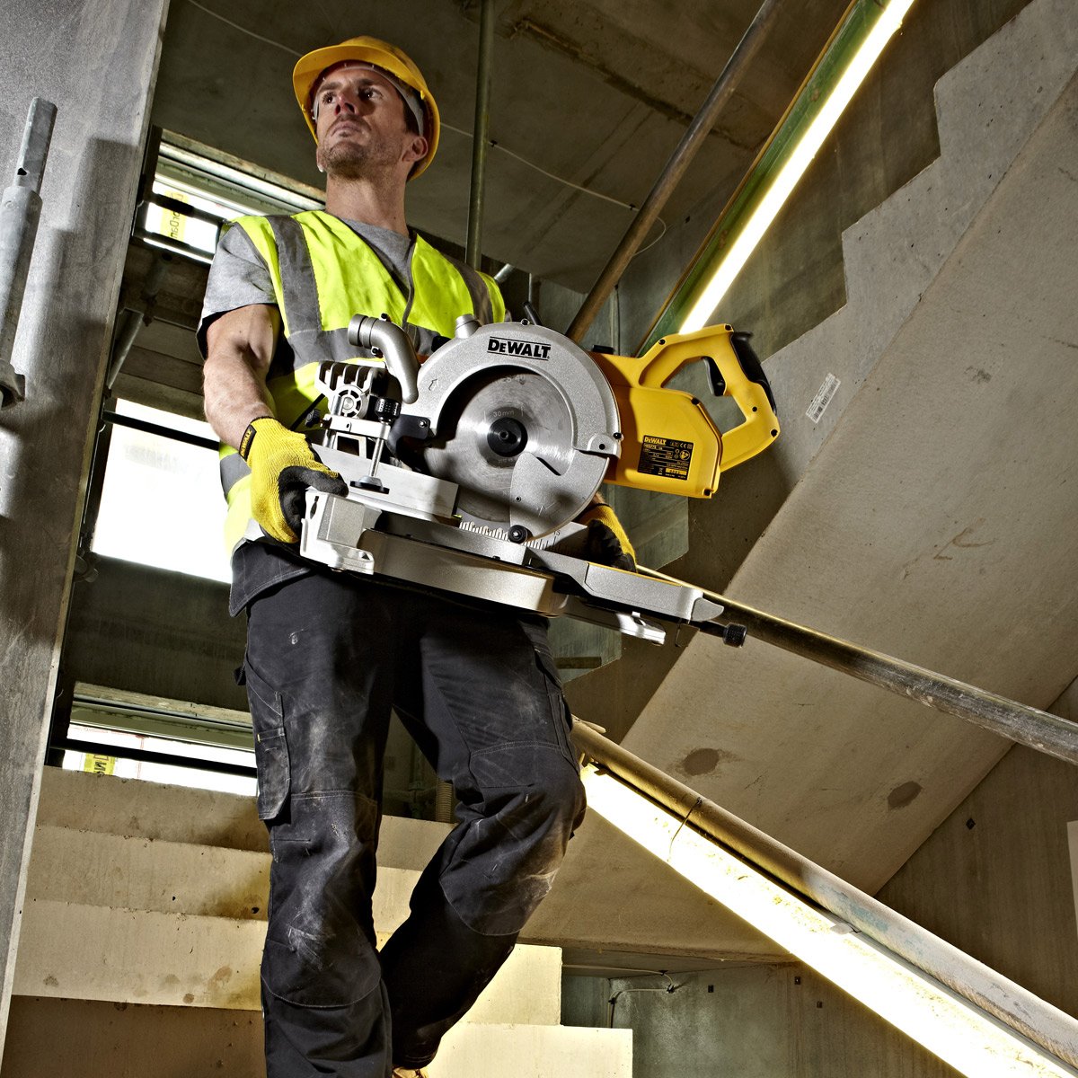 DeWalt DWS778 מסור שולחני דיוולט